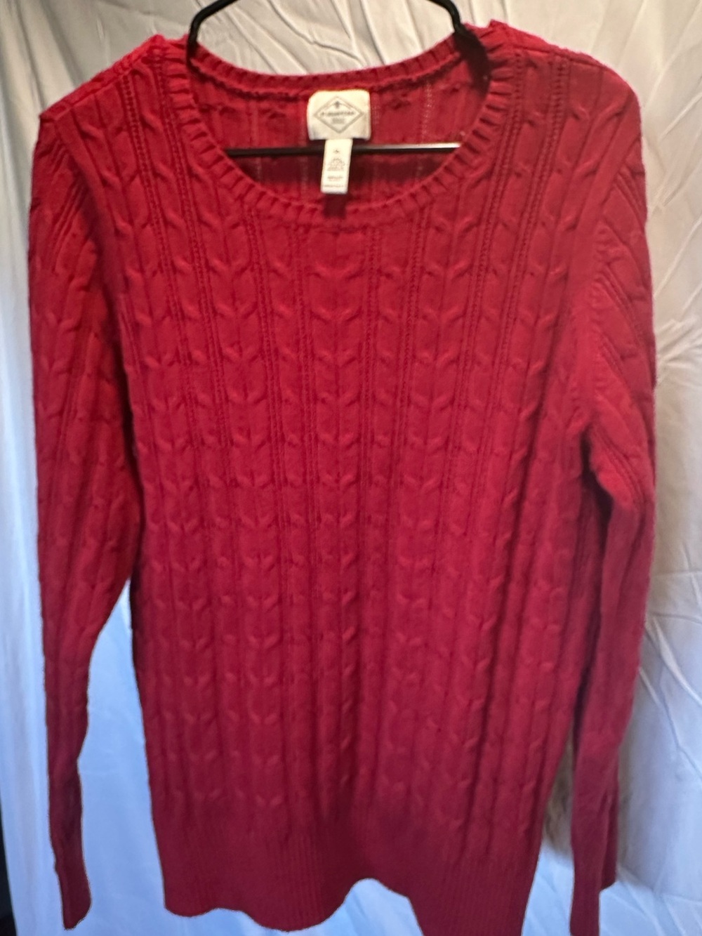 Lightweight Cable Knit Sweater